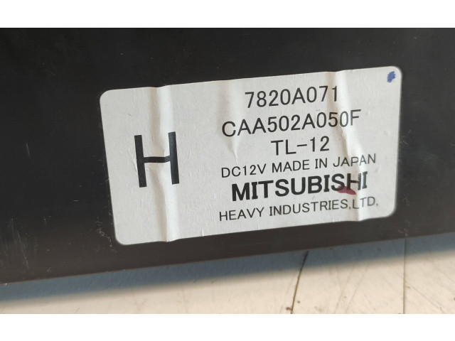 Блок управления климат-контролем 7820A071, CAA502A050F Mitsubishi Grandis
