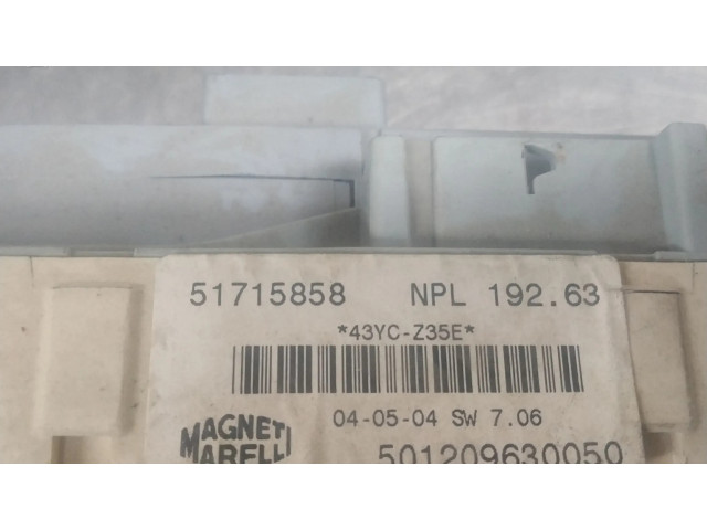 Pojistková skříňka 51715858 Fiat Stilo 2004