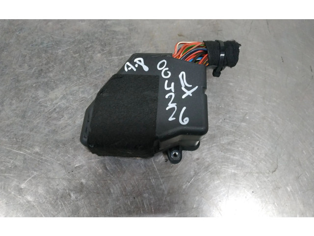   Pojistková skříňka 8D2941824   Audi A8 S8 D3 4E 2003