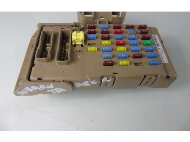 Блок предохранителей 82201XA03A   Subaru B9 Tribeca    