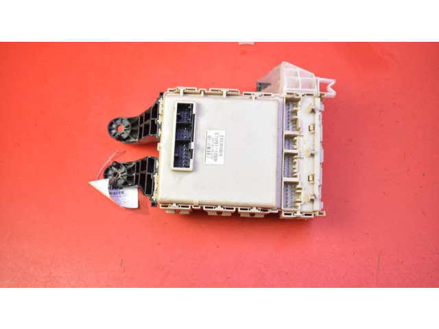 Pojistková skříňka 8273005J60, 8273005J60 Toyota Avensis T270 2015