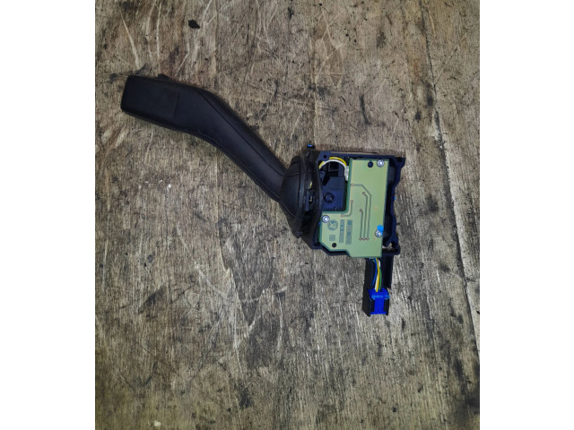 Ручка стеклоочистителей 1K0953519, 01203504   Volkswagen Caddy