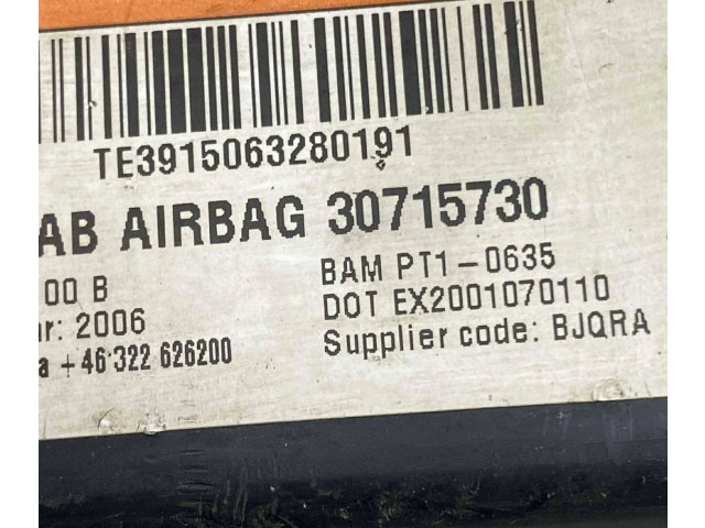 Подушка безопасности в сиденье 30715730, 607561400 Volvo V70