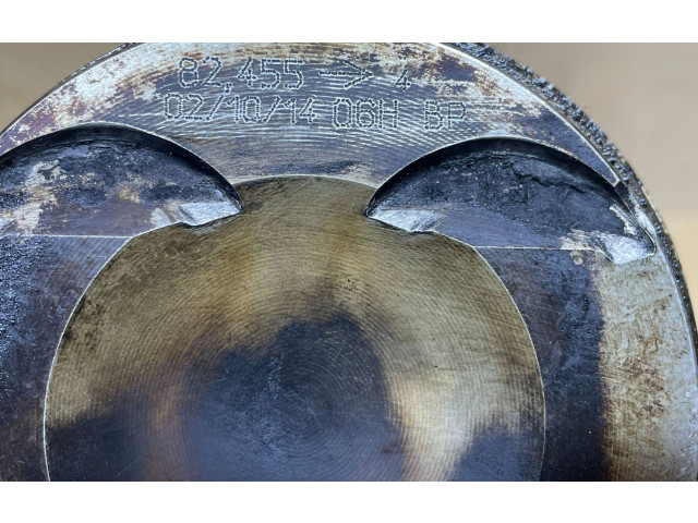 Píst 06HBP Audi A5 8T 8F