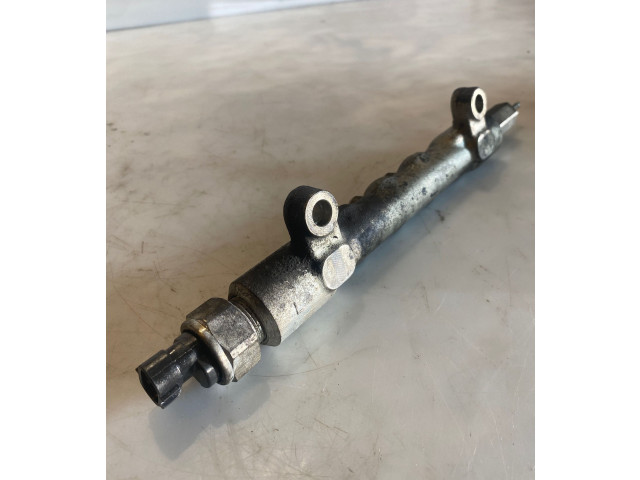 Топливная рампа 8945871010, 71010   Toyota Corolla Verso AR10  