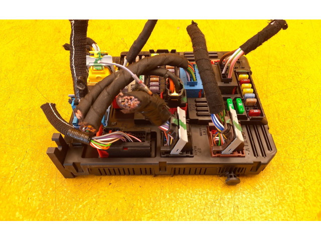 Блок предохранителей 9853735880 Citroen Berlingo