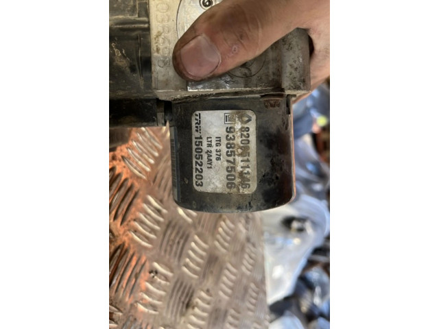 Блок АБС 8200963331   Renault  Trafic II (X83)  2002 - 2014 года