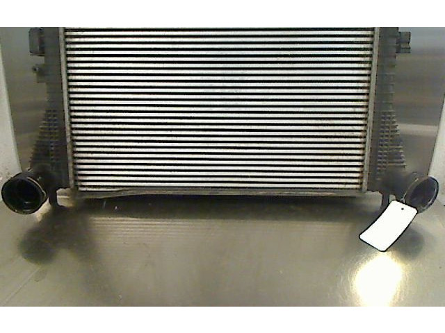 Интеркулер 1K0145803CD Volkswagen Touran I