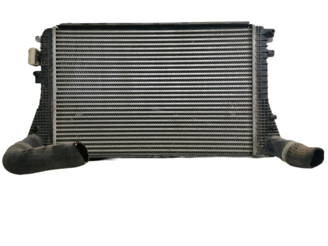 Интеркулер 1K0145803AF Volkswagen Caddy