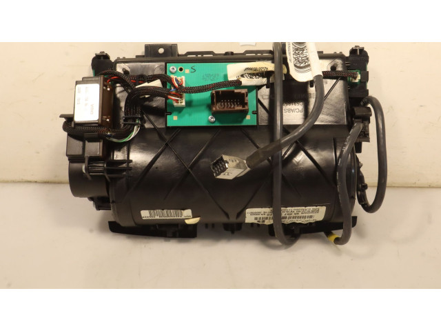 Экран/ дисплей / маленький экран Peugeot 3008 I