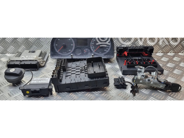 Řídící jednotka 2K0920843C, 03G906021CG   Volkswagen Caddy 2006