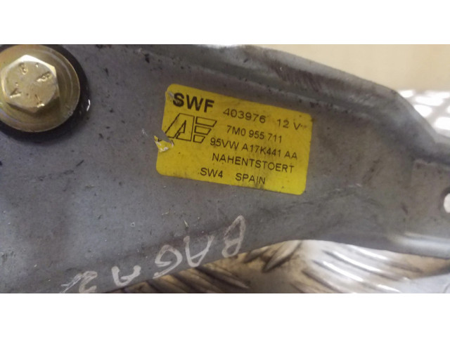 Двигатель стеклоочистителя заднего стекла