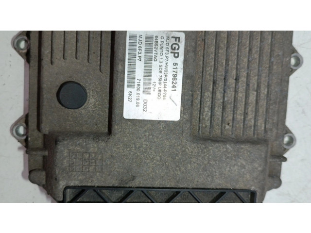 Блок управления двигателя 51796241   Fiat Grande Punto
