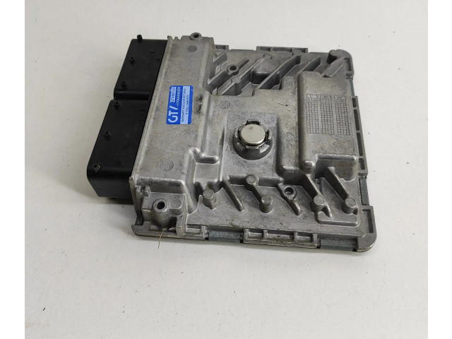 Блок управления двигателя 06K907425E, 5WP49711   Skoda Superb B8 (3V)