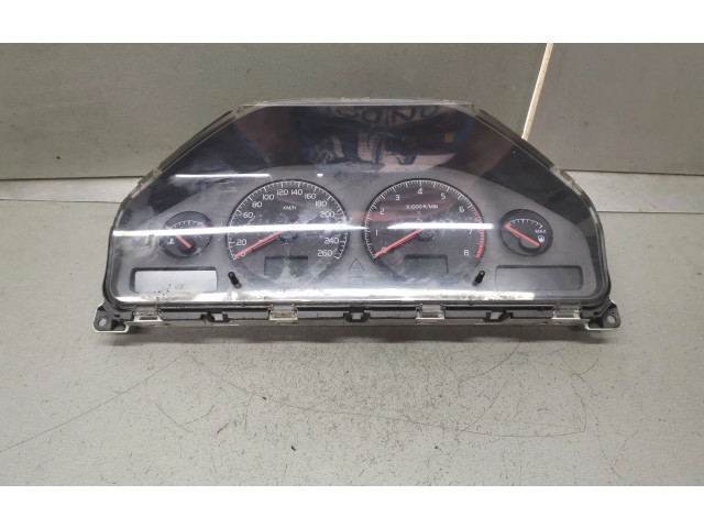 Панель приборов 9499668, 69294570T   Volvo V70       