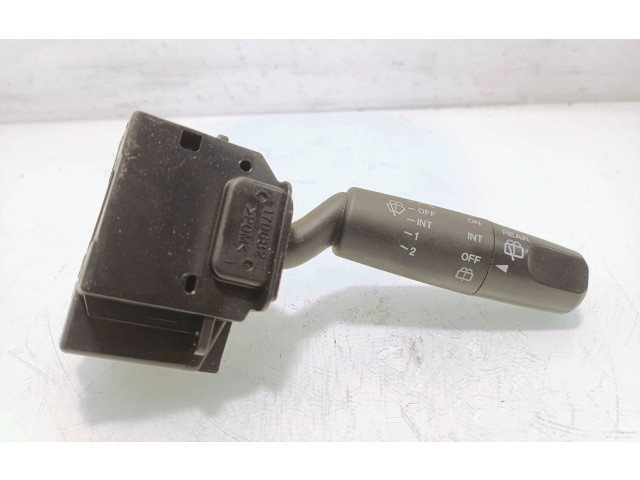 Ручка стеклоочистителей 17D682 Mazda 3 I