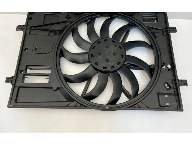 Электрический вентилятор радиаторов       Volkswagen Golf VIII  2019 -  года   