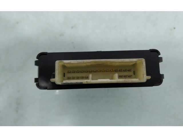 Блок управления 84051SC000   Subaru Forester SH