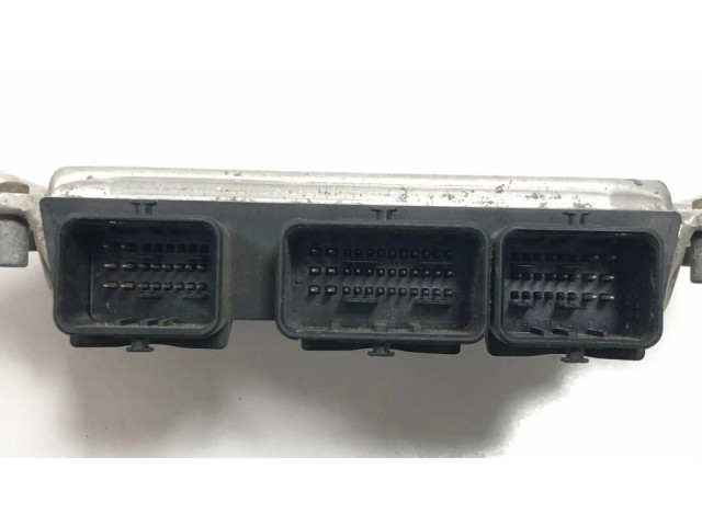 Блок управления двигателя 0261206633, 9637839580 Citroen Xsara