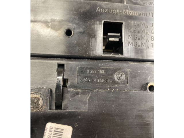 Блок предохранителей 8387153   BMW X3 E83    