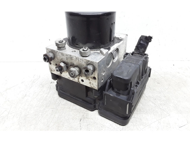 Блок АБС 31329137   Volvo  V60  2011 - 2013 года