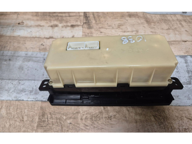 Блок управления климат-контролем    Mazda Premacy