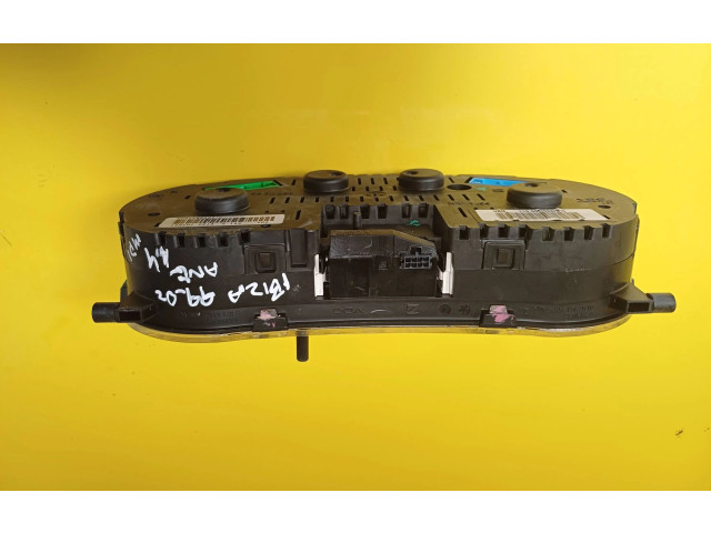 Přístrojová deska Seat Ibiza II (6k) 1999 W06K0920901C