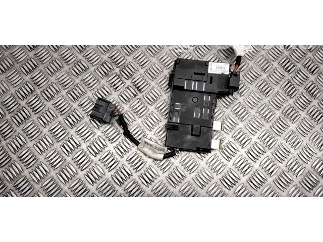 Блок предохранителей 31337182, 31327712   Volvo V70    