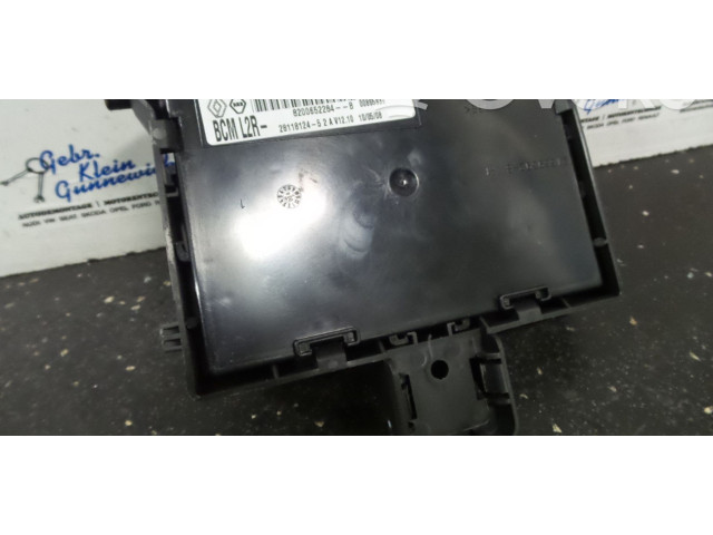 Pojistková skříňka Řídící jednotka BSM 8200652284   Renault Clio III 2008