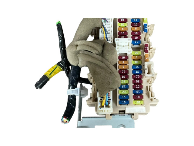 Pojistková skříňka 4EB0A, C0865 Nissan Qashqai 2012