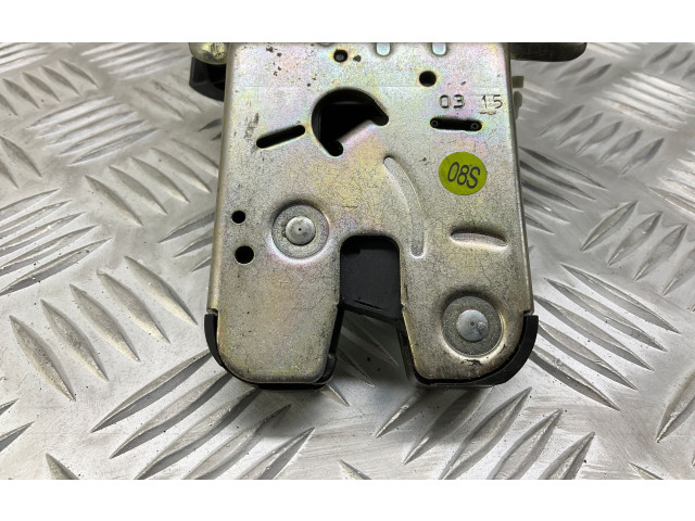 Zámek zadních dveří 3G0827503 Volkswagen PASSAT B8 2015