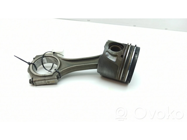  Поршень с шатуном 10dz88 9812819780, 12H4S02718  Land Rover Evoque I для дизельного двигателя 2.2