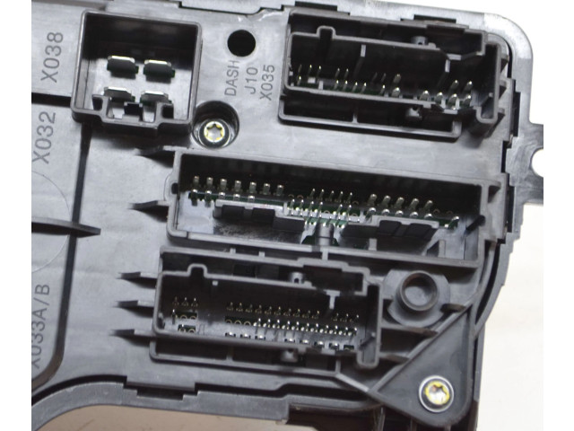 Блок комфорта 156745500C, 156735900B   Tesla Model 3   