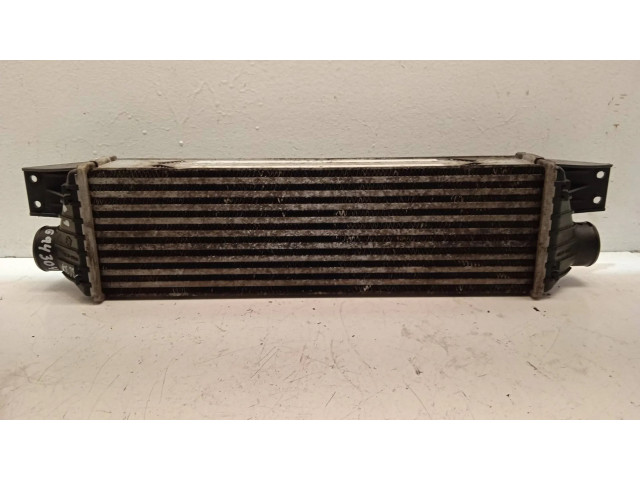 Интеркулер 2371008B00 SsangYong Rexton 2.7