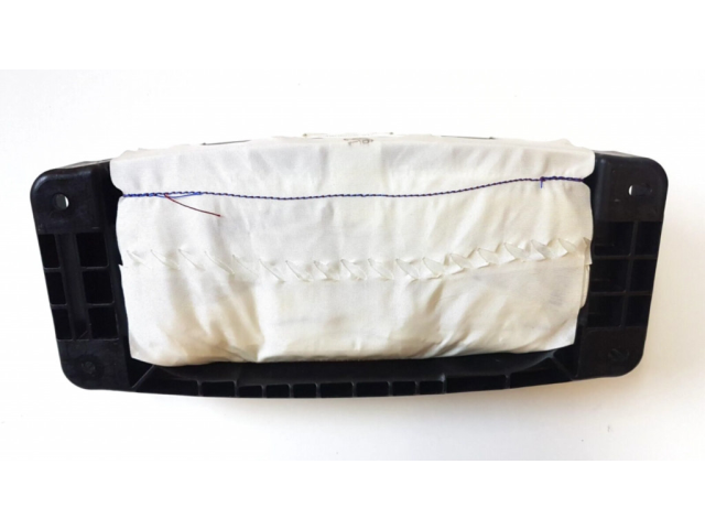 Подушка безопасности пассажира A1768600002   Mercedes-Benz A W176