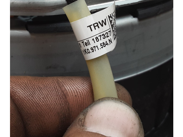 Подушка безопасности водителя 0014W0S17GBE, 61872050B Skoda Octavia Mk2 (1Z)