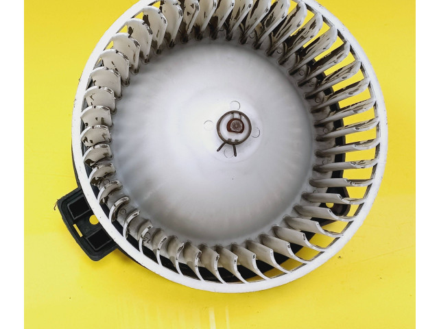 Вентилятор печки 1940000351 Daihatsu Gran Move