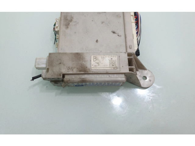   Pojistková skříňka 8267030350B   Lexus GS 250 350 300H 450H 2015