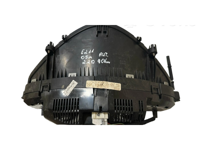 Přístrojová deska Mercedes-Benz E W211 2007 A2115405747, 110080292