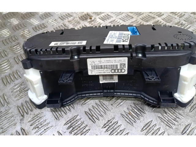 Панель приборов    Audi A1       