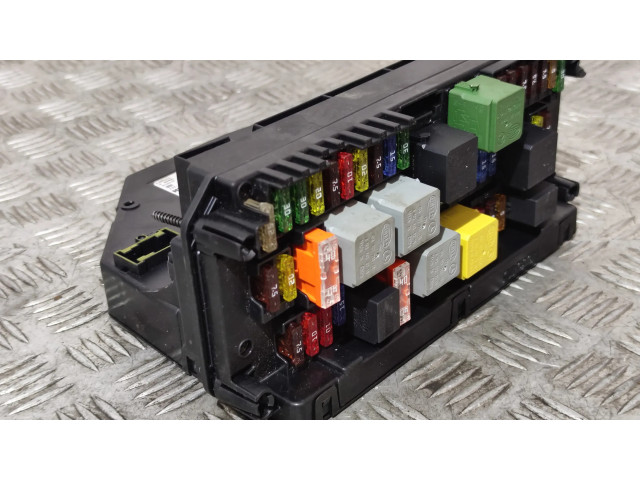 Pojistková skříňka A2129006112 Mercedes-Benz CLS C218 X218 2012