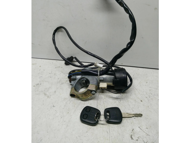 Комплект блоков управления 22611AE151, A18000DV1 Subaru Outback