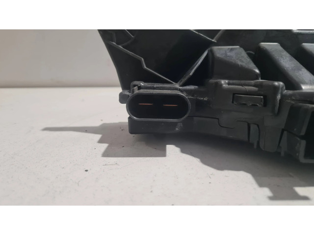 Pojistková skříňka Mercedes-Benz C W205 2016