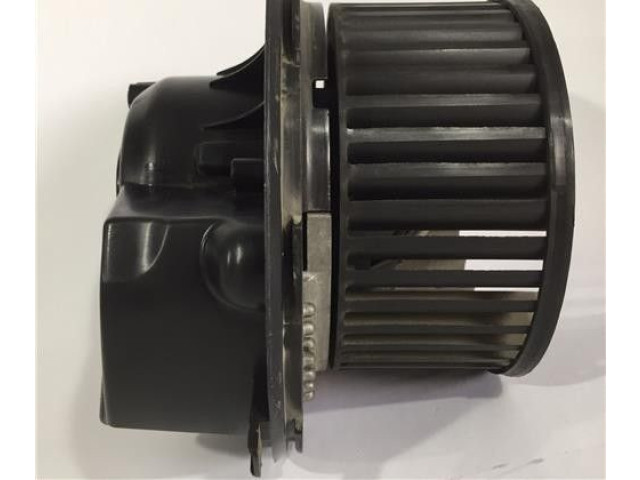 Вентилятор печки 1K1820015 Audi A3 S3 8P