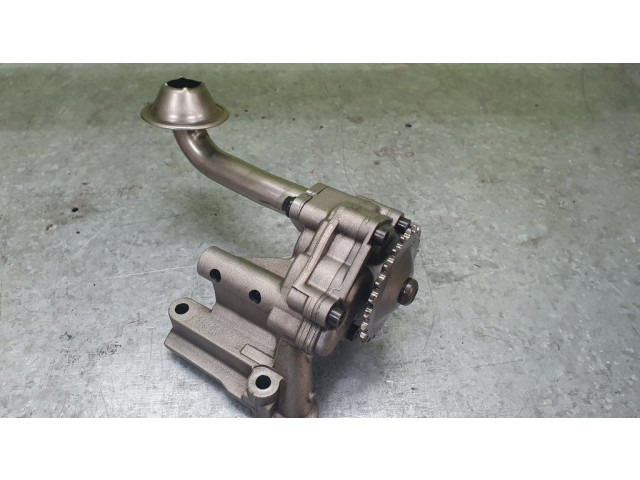 Čerpadlo oleje 038115105C Audi A3 S3 8P 1.9