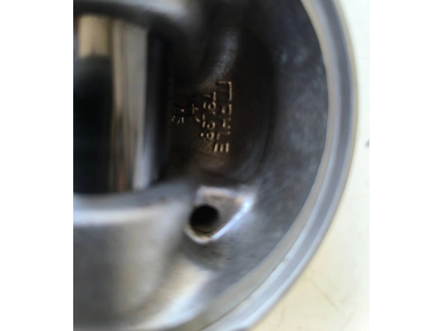 Píst 79L98   Volkswagen Caddy     