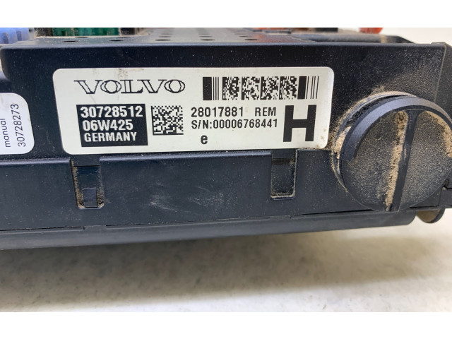 Блок предохранителей 30728512, 06W425   Volvo S60    