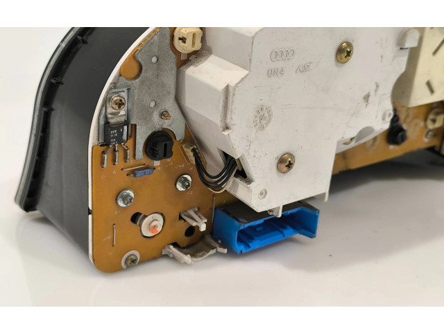 Боковая подушка безопасности 893919067AP, 81117728 Audi 80 90 S2 B4