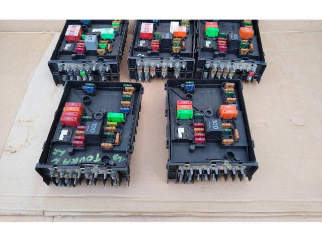 Блок предохранителей 1K0937125K Volkswagen Golf Plus