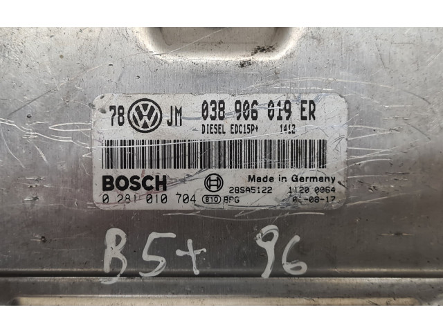 Řídící jednotka 038906019ER, 0281010704 Volkswagen PASSAT B5.5 2003